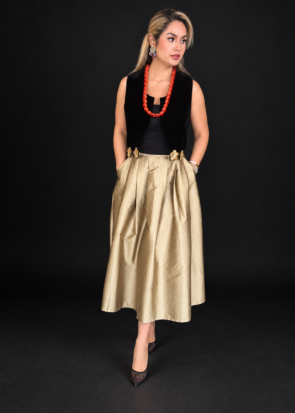 Bloom Vest Velvet with Gold flower
