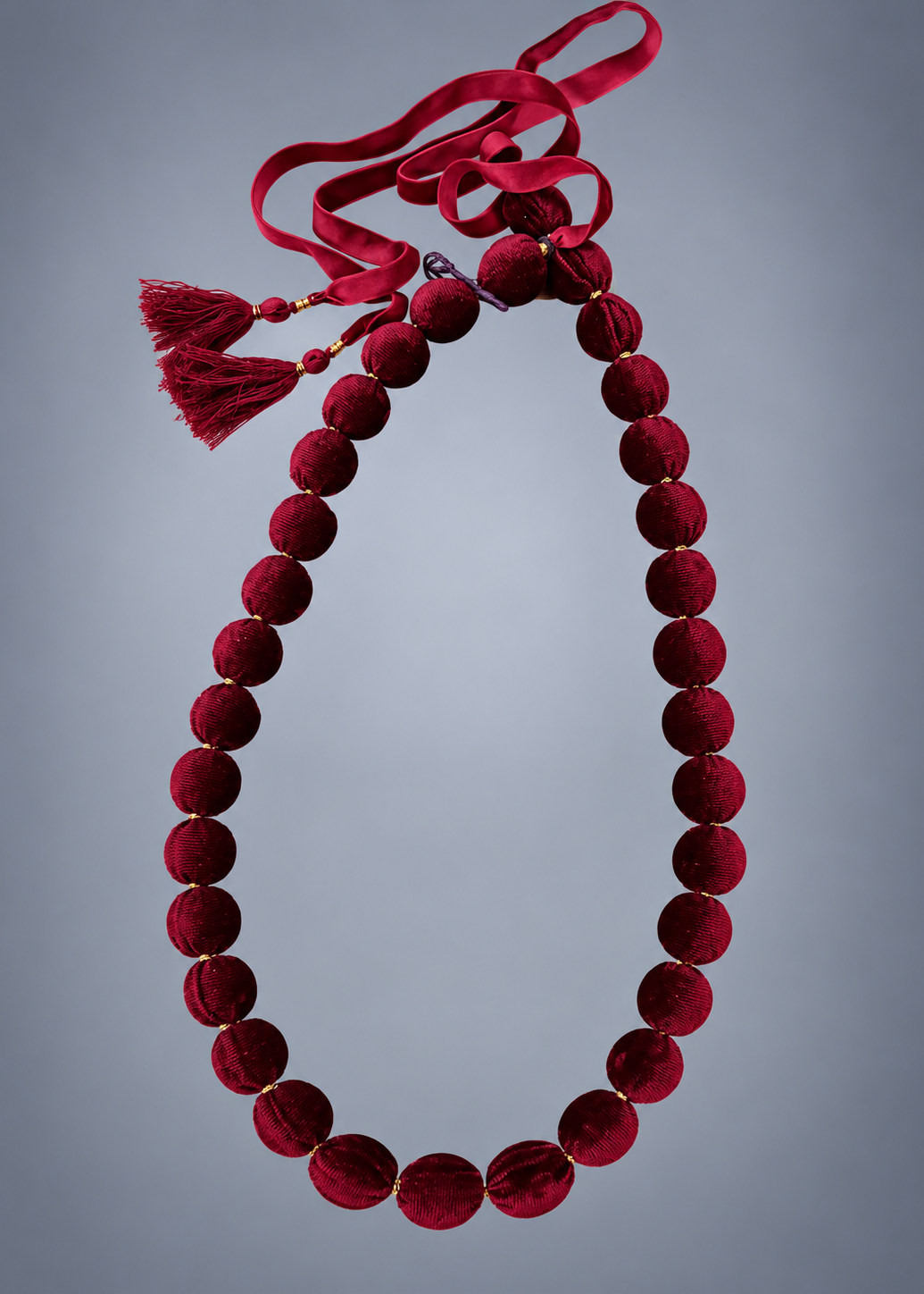 Amour Burgundy Necklace